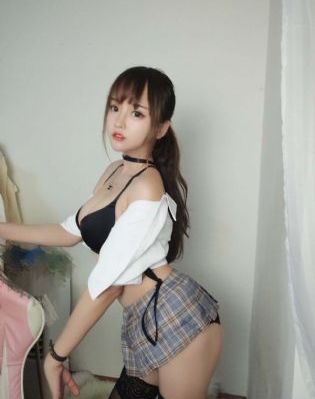 美女脱去内衣露出胸软件_BD英语电视剧在线观看