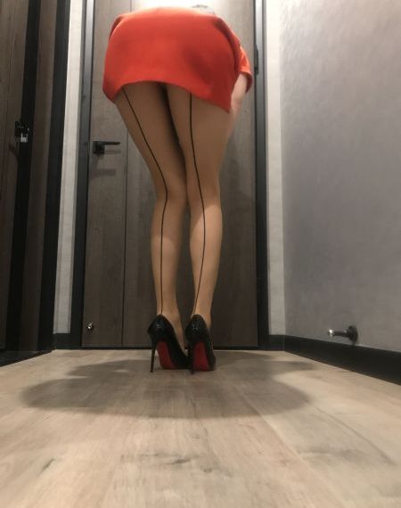 绝色视频_1080免费观看