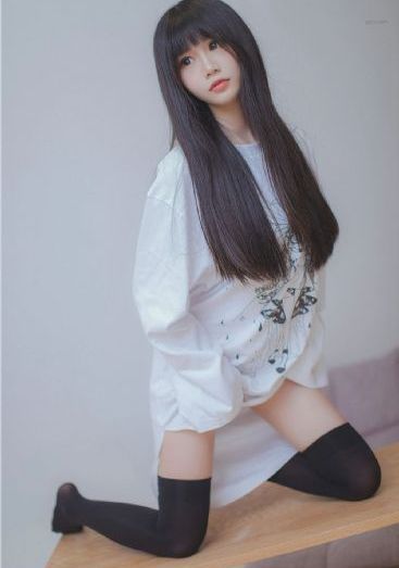 裙子里的是怪兽_BD英语在线播放观看