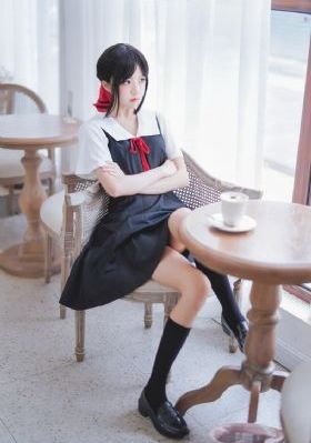 和表姐同居在线播放_HD免费观看视频
