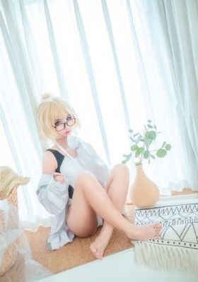 花蝴蝶免费观看视频_BD免费全集观看